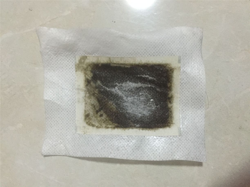 医療用高品質デトックスフットパッチ竹パッドパッチ粘着シート付 - Detox Foot Patch のレビューと価格